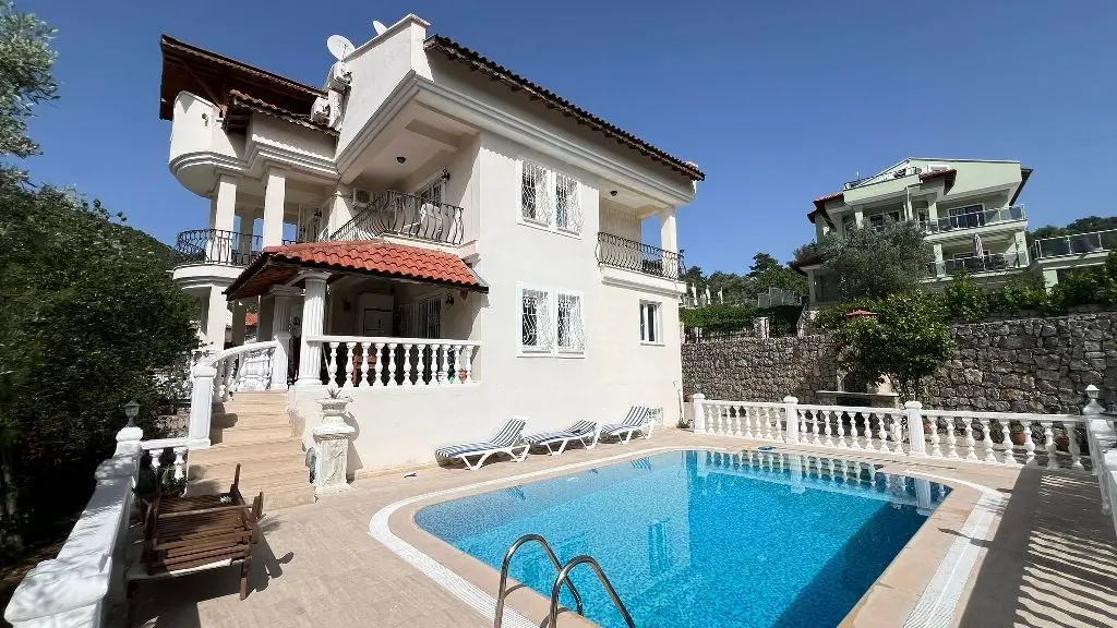 Property in Uzumlu